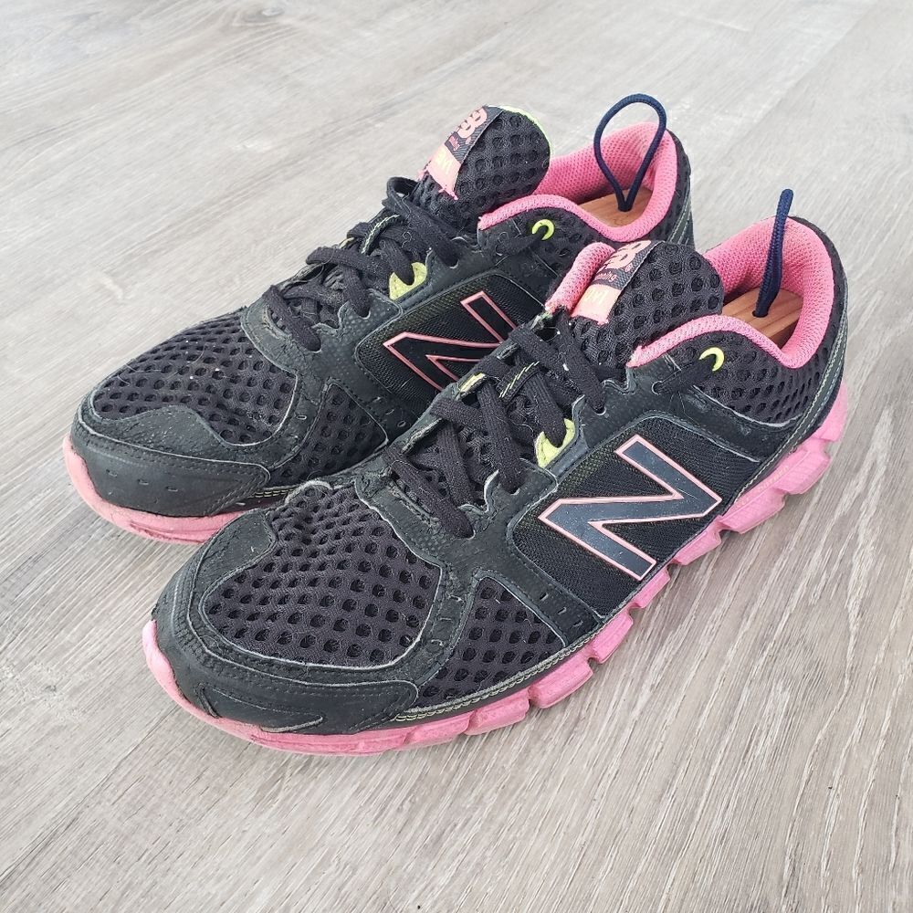 New‎ Balance 750 V1 Women's Black Pink Athletic Running Shoes Size 9.5 B W750BP1